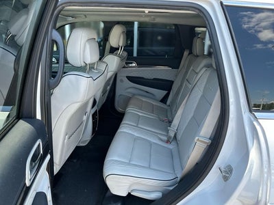 2020 Jeep Grand Cherokee Summit