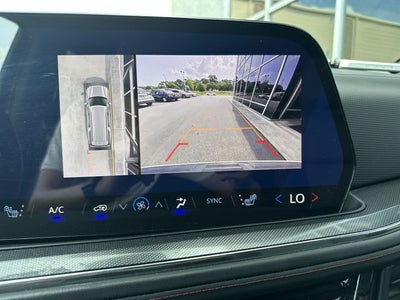 2025 Chevrolet Suburban RST