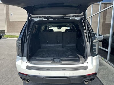 2025 Chevrolet Suburban RST