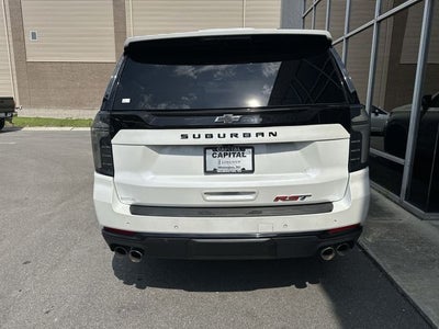2025 Chevrolet Suburban RST