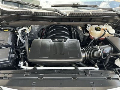 2025 Chevrolet Suburban RST
