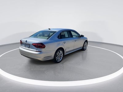 2017 Volkswagen Passat SEL Premium