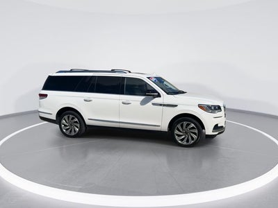 2023 Lincoln Navigator L Reserve