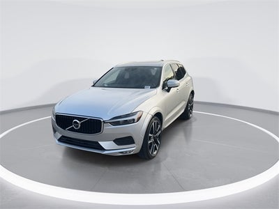 2021 Volvo XC60 T5 Momentum