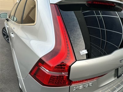 2021 Volvo XC60 T5 Momentum