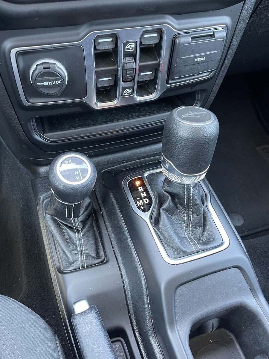 2023 Jeep Gladiator Overland