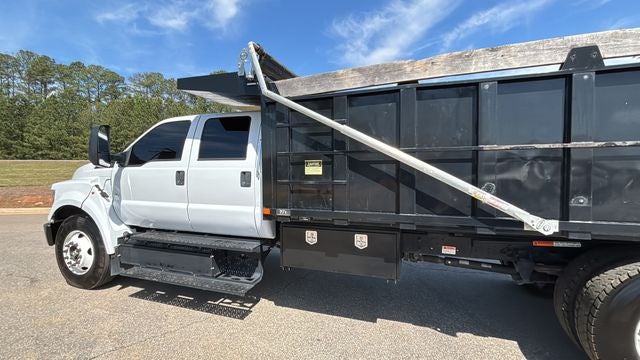 2022 Ford F-650SD Base