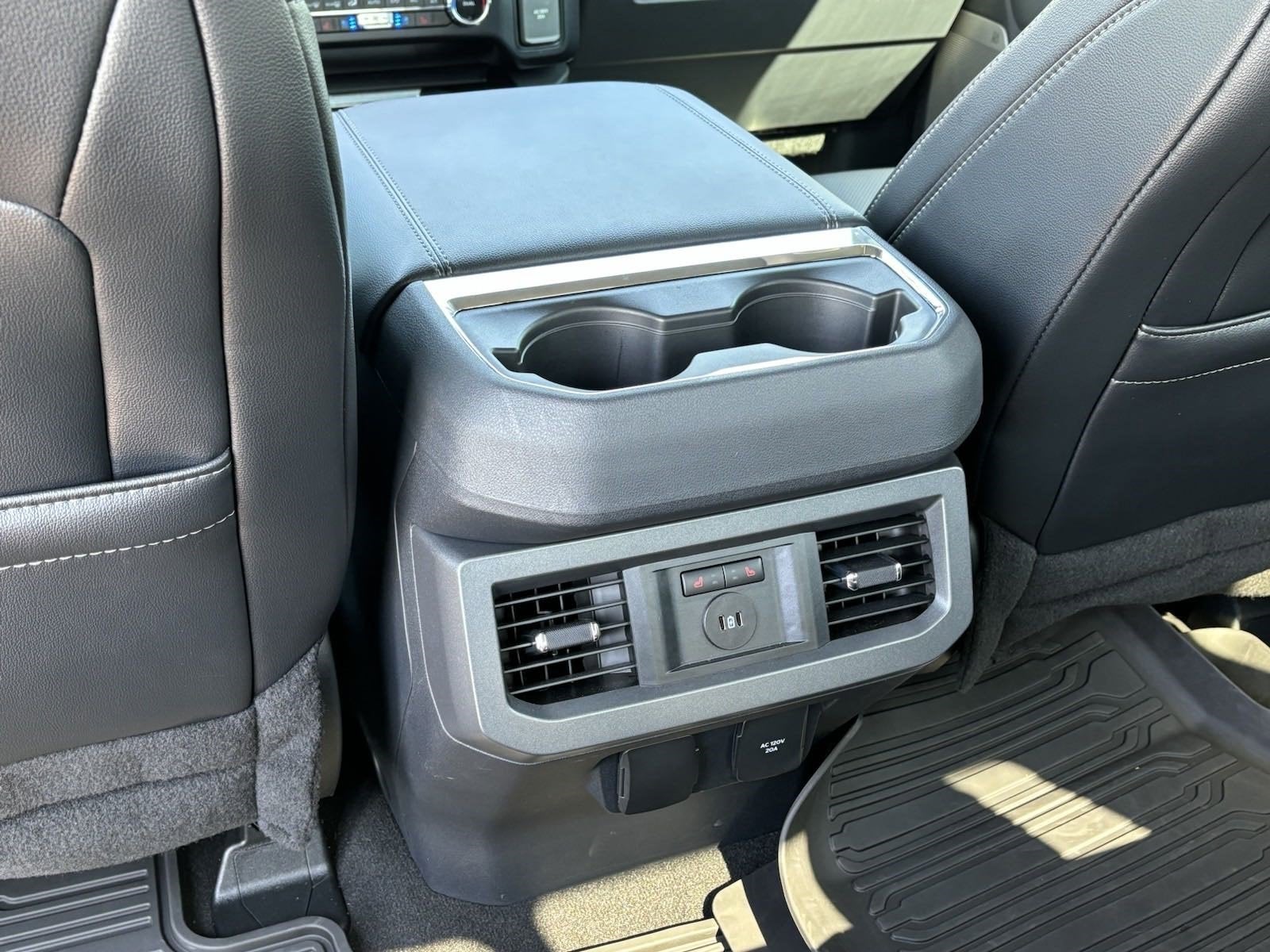 2024 Ford Super Duty F-250 SRW LARIAT