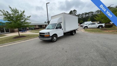 2023 Chevrolet Express 3500 Work Van Cutaway