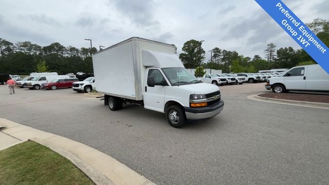 2023 Chevrolet Express 3500 Work Van Cutaway