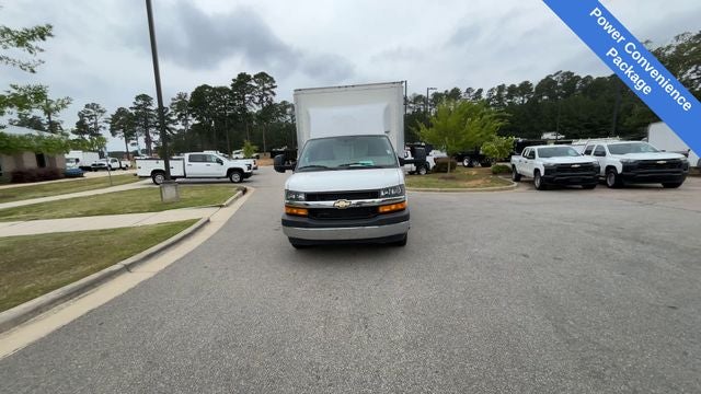 2023 Chevrolet Express 3500 Work Van Cutaway
