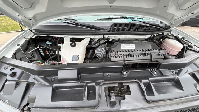 2023 Chevrolet Express 3500 Work Van Cutaway