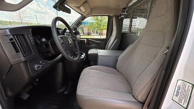 2025 Chevrolet Express 2500 Work Van Cargo