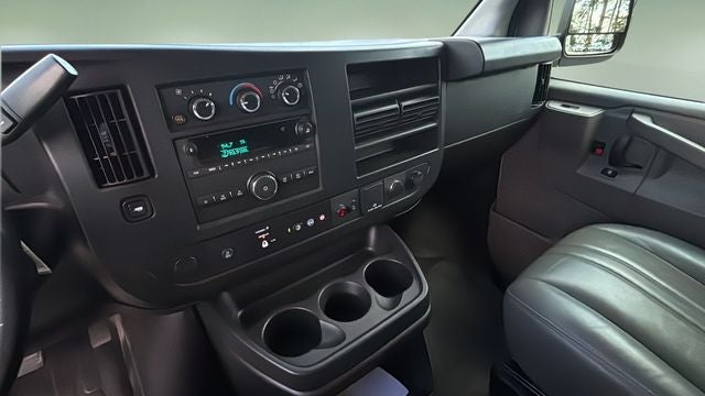 2022 Chevrolet Express 2500 Work Van Cargo