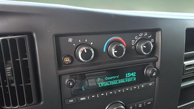 2022 Chevrolet Express 2500 Work Van Cargo