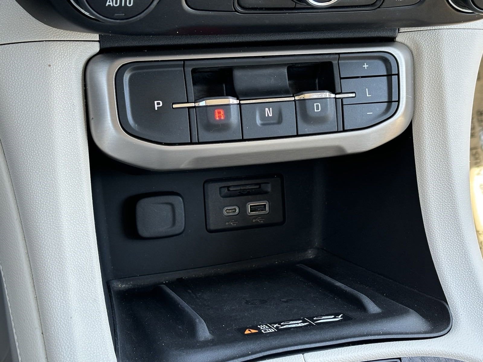 2020 GMC Acadia Denali