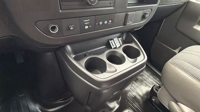 2025 GMC Savana 2500 Work Van