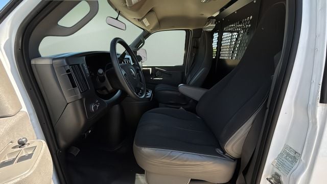 2024 GMC Savana 2500 Work Van