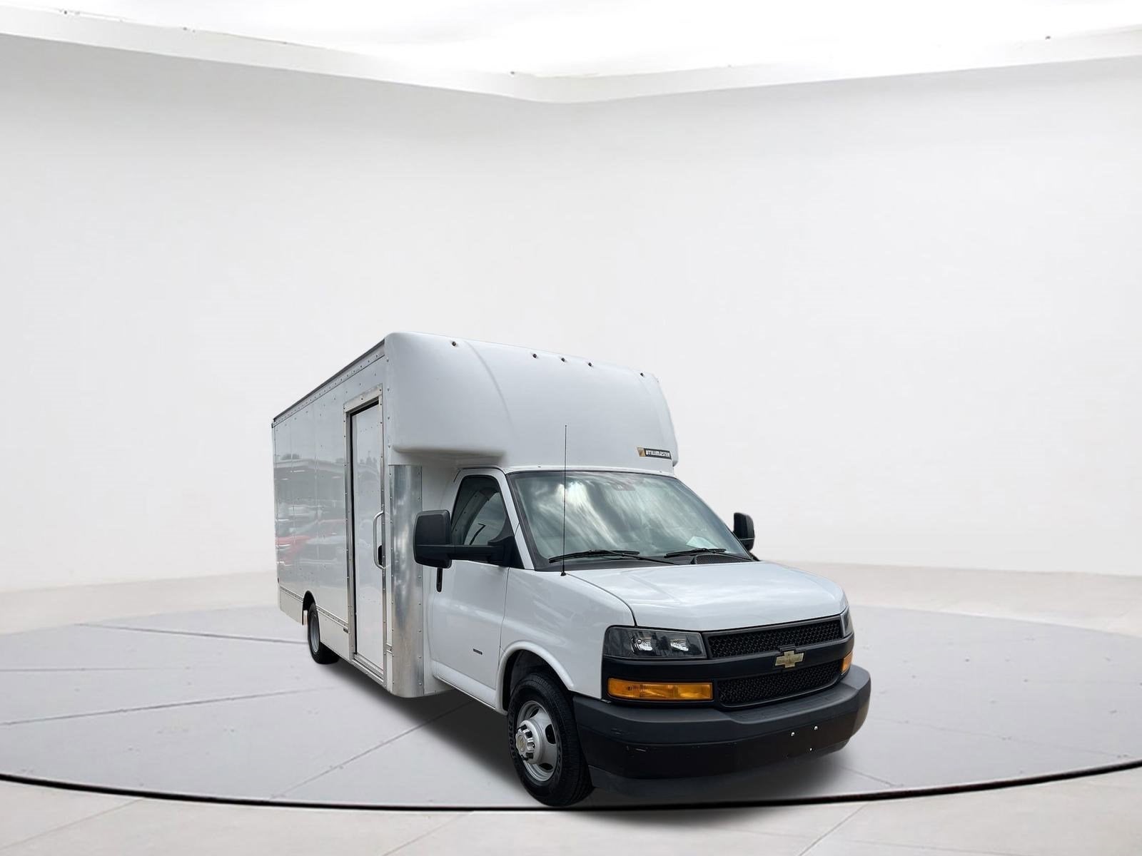 2021 Chevrolet Express Commercial Cutaway Work Van