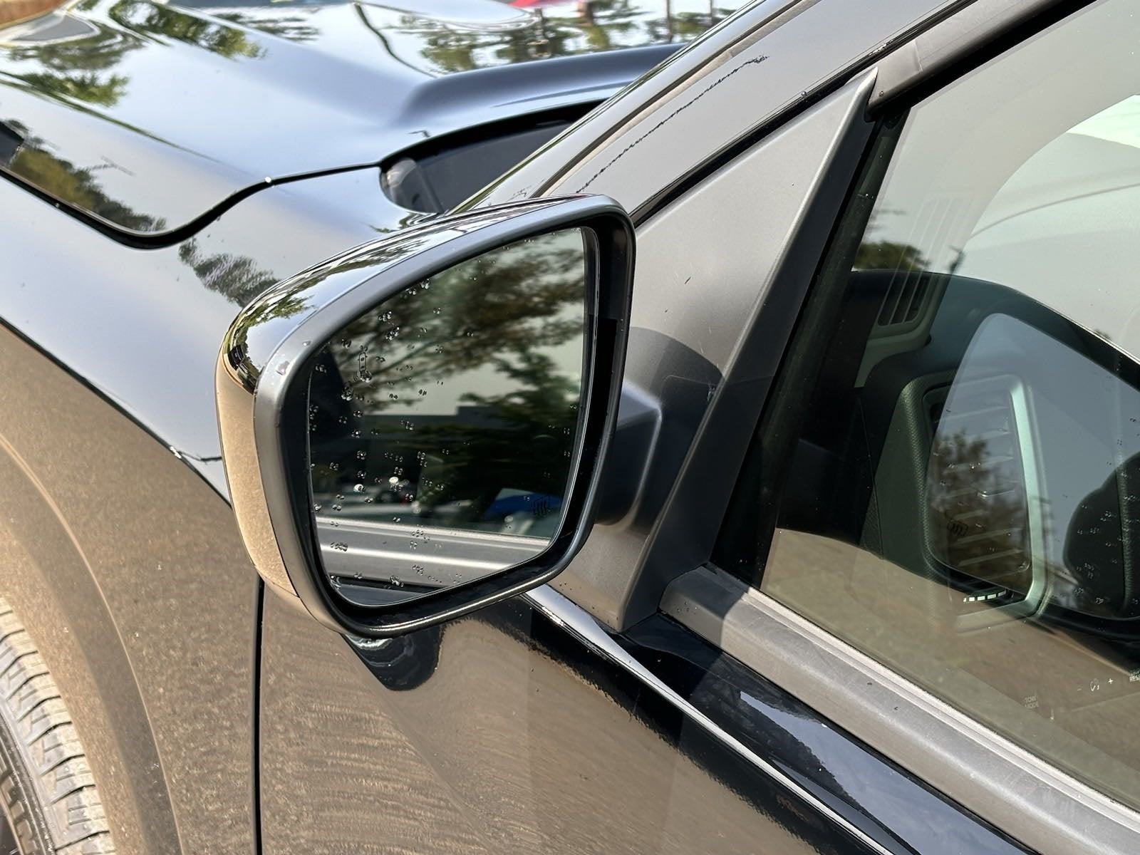 2024 Nissan Frontier SL