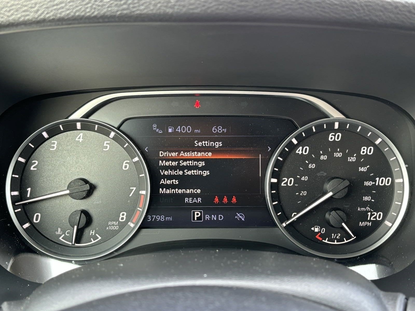 2024 Nissan Frontier SL