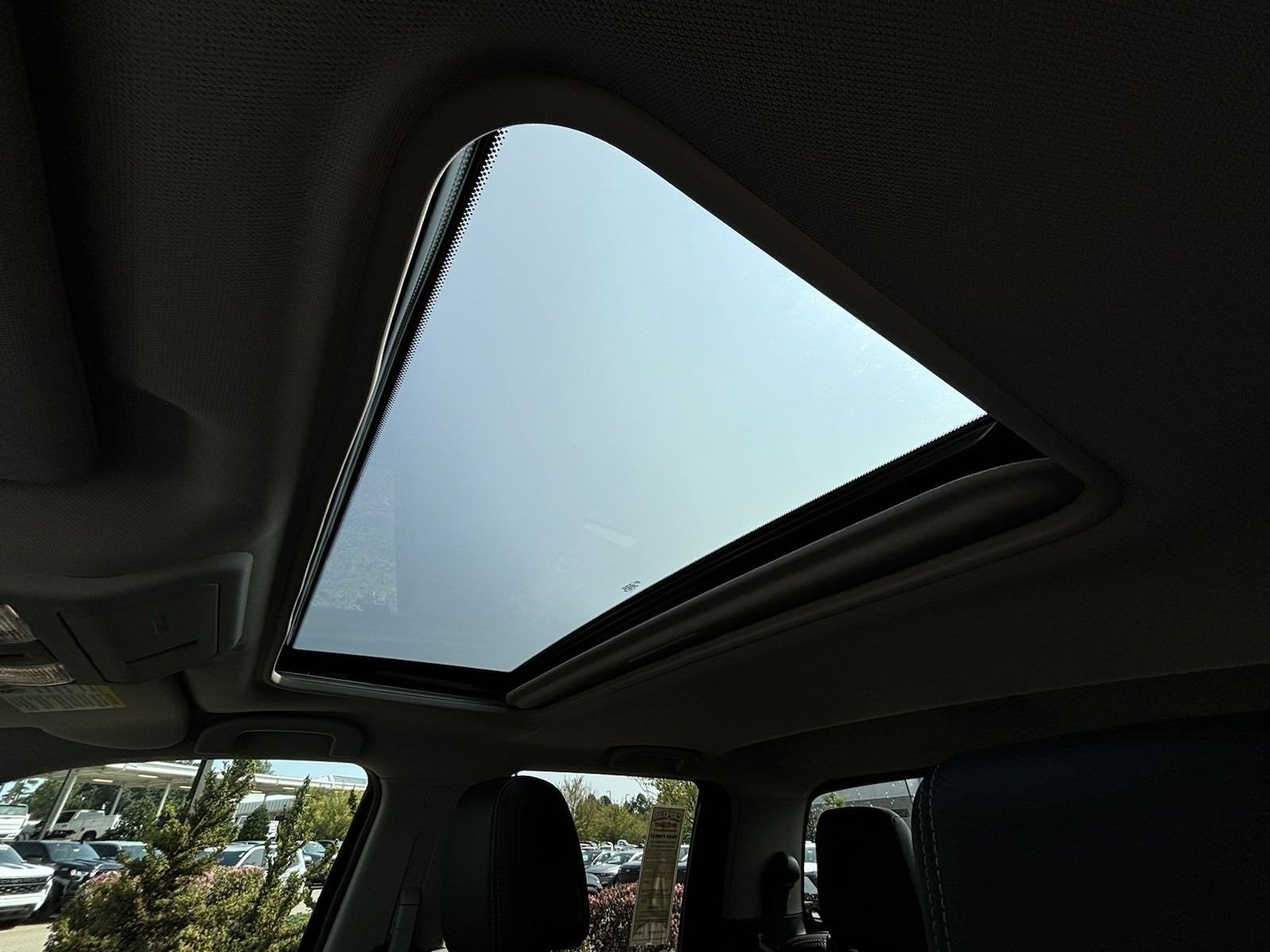 2024 Nissan Frontier SL