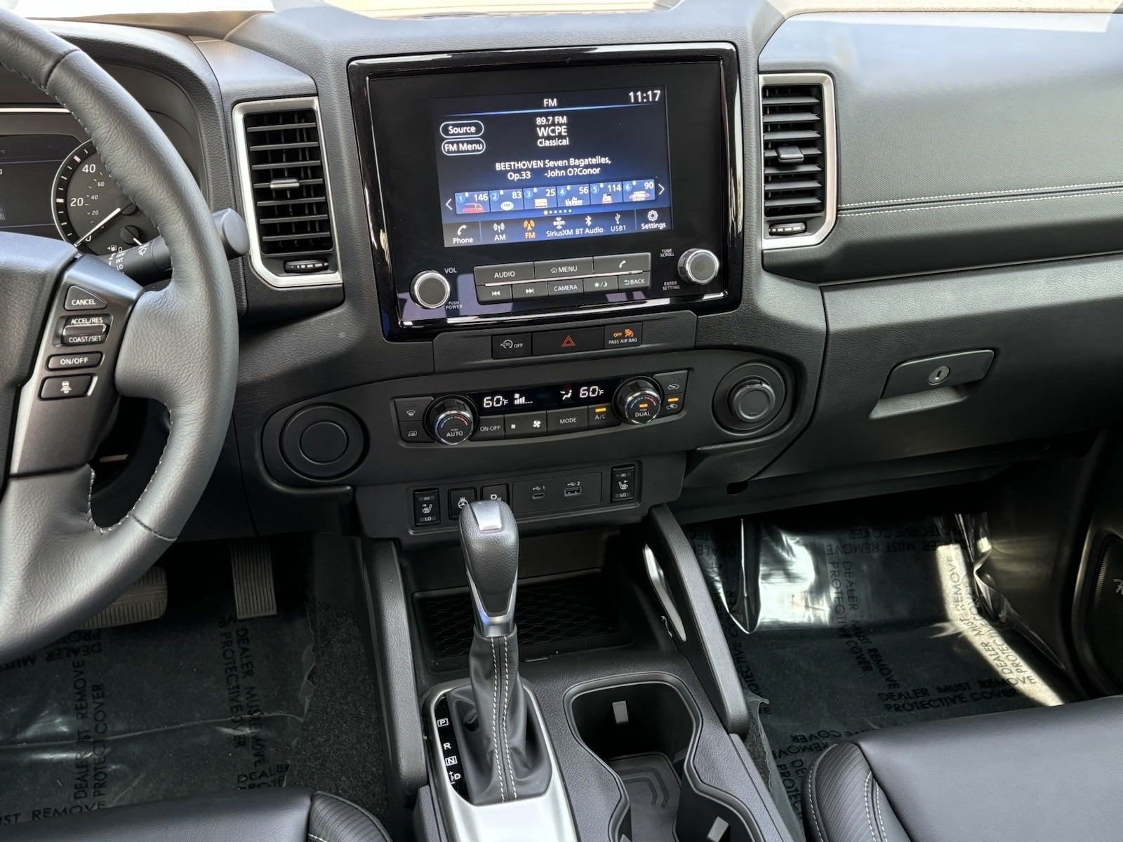 2024 Nissan Frontier SL