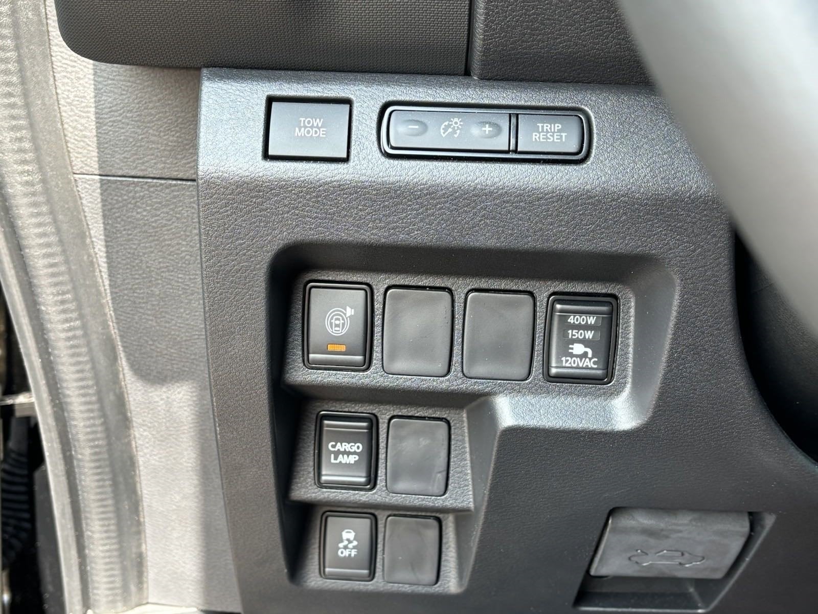 2024 Nissan Frontier SL