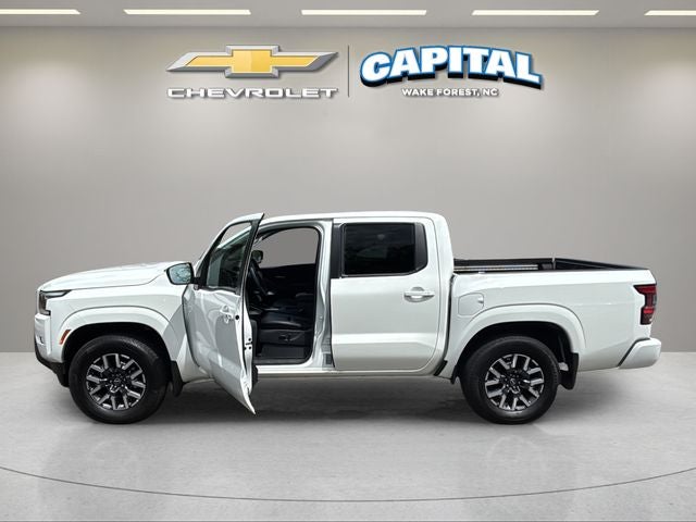 2024 Nissan Frontier SL