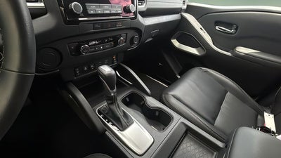 2024 Nissan Frontier SL