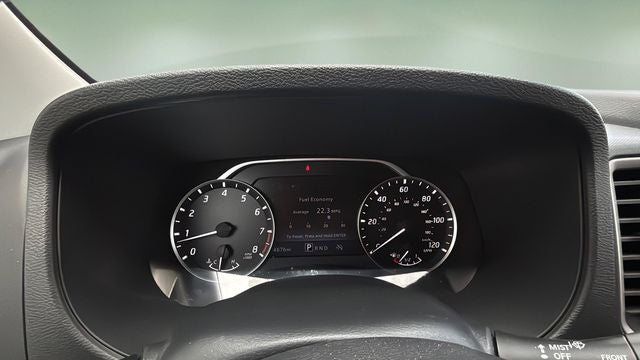 2024 Nissan Frontier SL