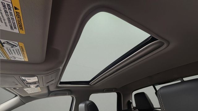 2024 Nissan Frontier SL