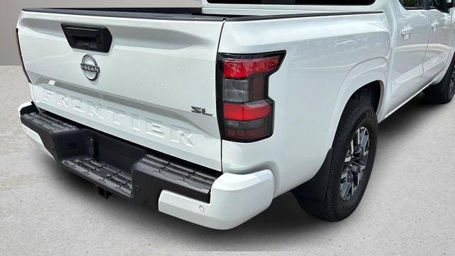 2024 Nissan Frontier SL