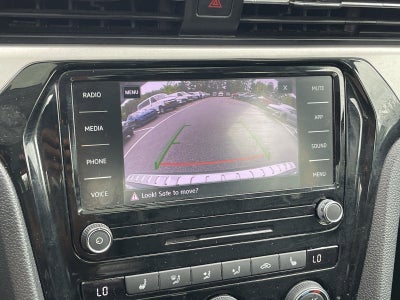 2022 Volkswagen Passat 2.0T SE