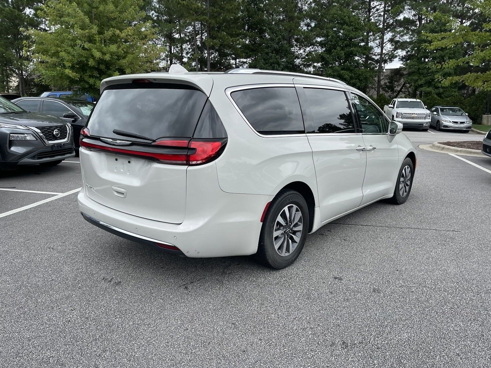 2021 Chrysler Pacifica Touring L