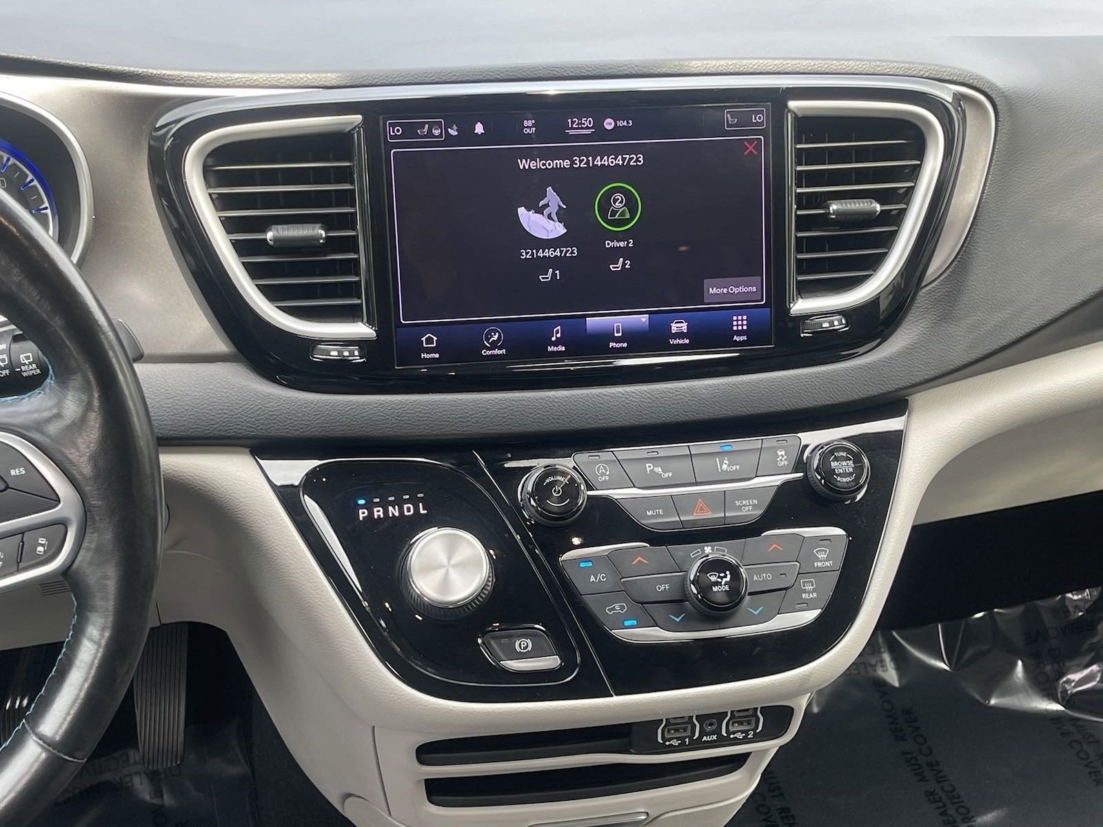 2021 Chrysler Pacifica Touring L