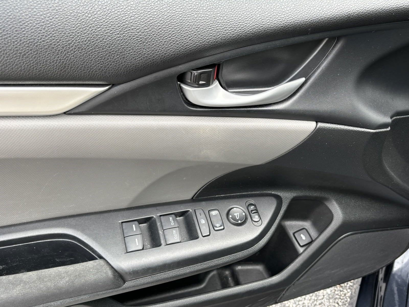 2020 Honda Civic Sedan LX