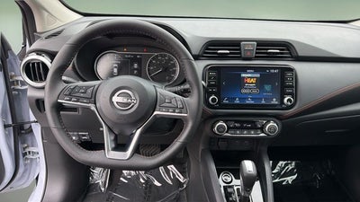 2025 Nissan Versa 1.6 SR