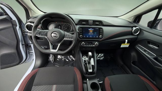 2025 Nissan Versa 1.6 SR