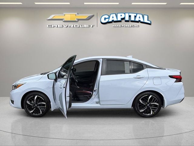 2025 Nissan Versa 1.6 SR