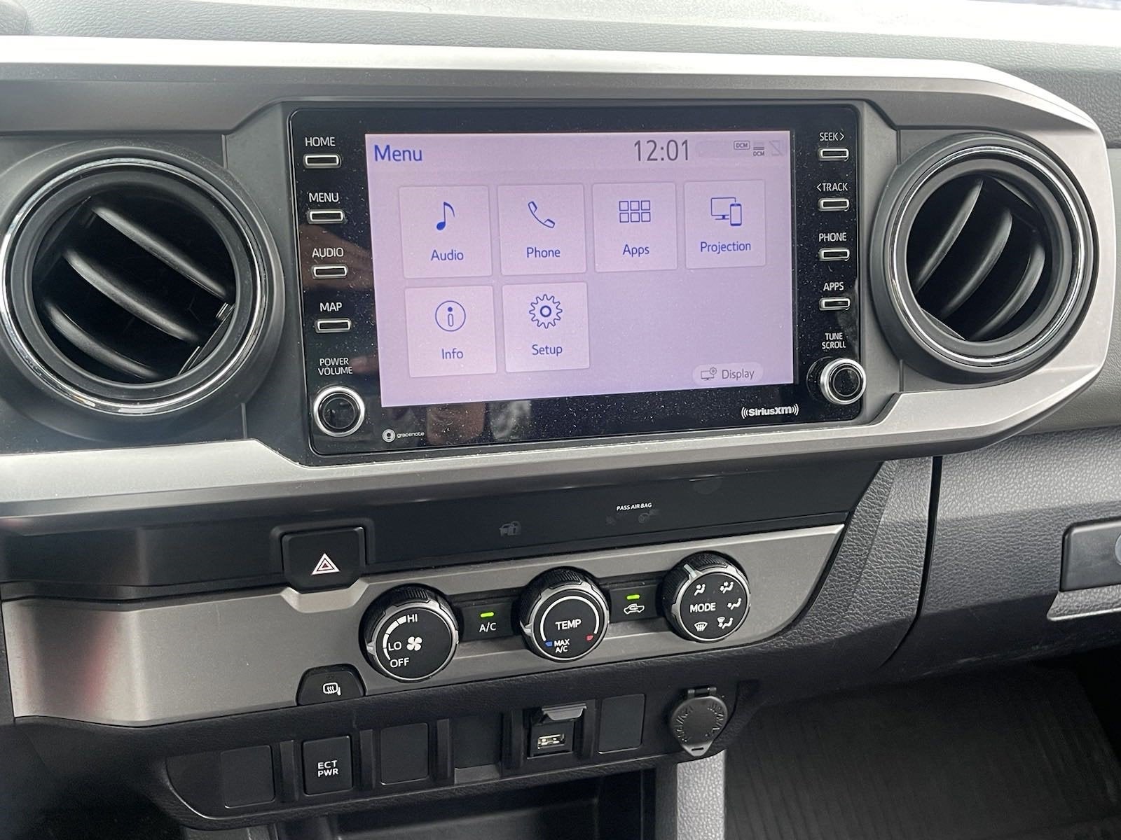 2022 Toyota Tacoma 2WD SR5