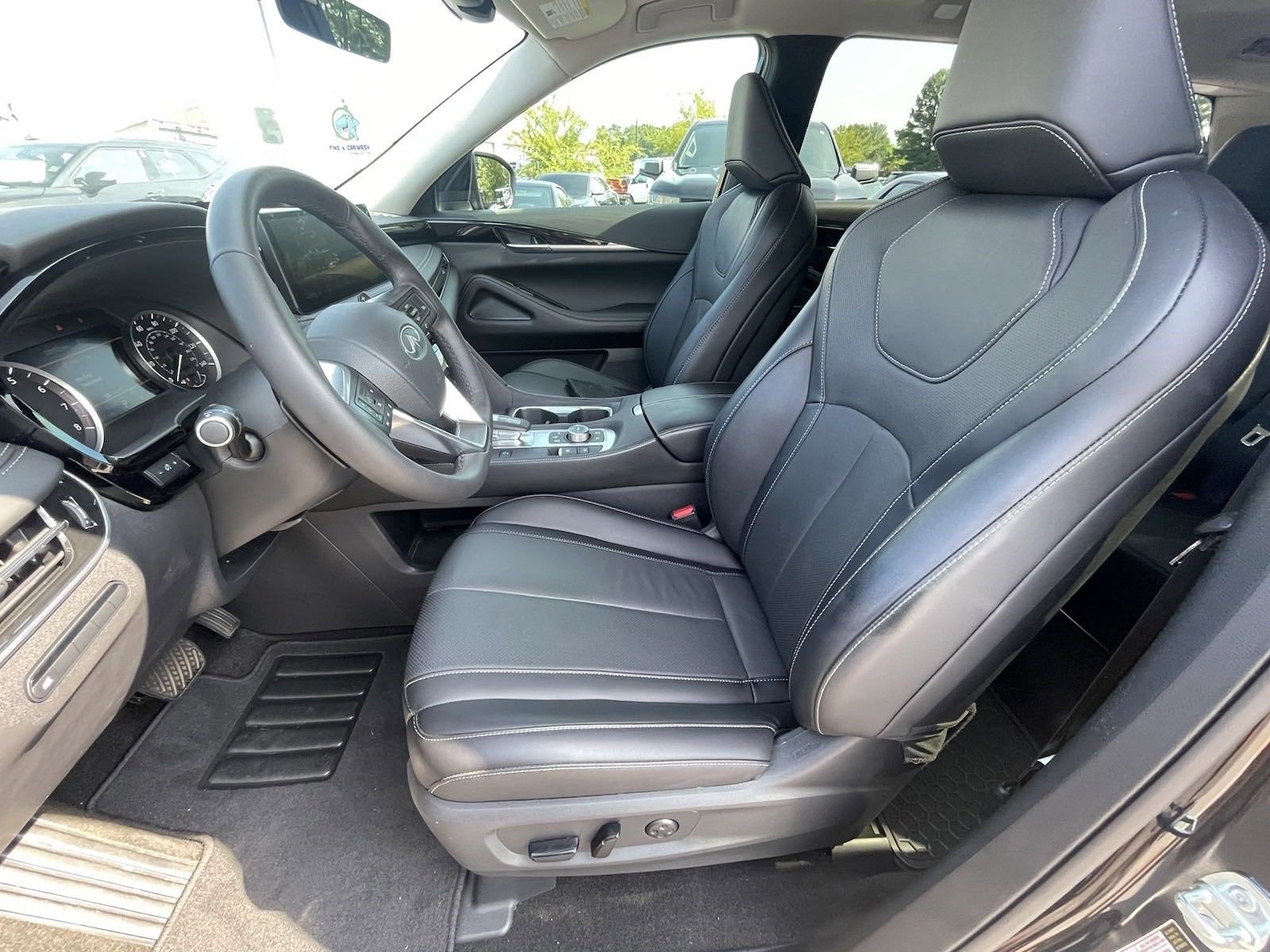 2024 INFINITI QX60 PURE