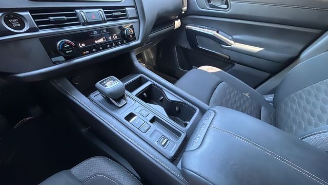 2025 Nissan Pathfinder S