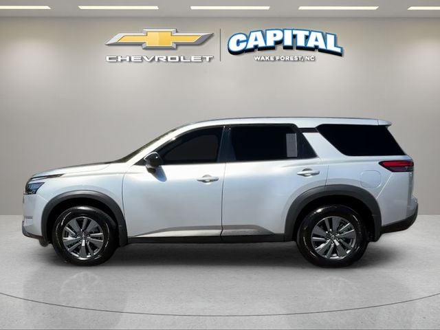 2025 Nissan Pathfinder S