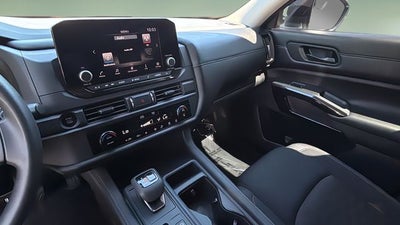 2025 Nissan Pathfinder S