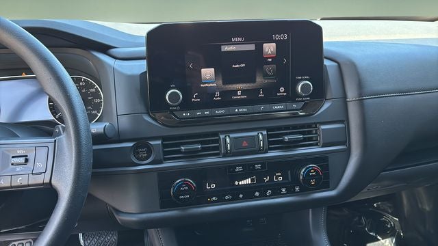 2025 Nissan Pathfinder S