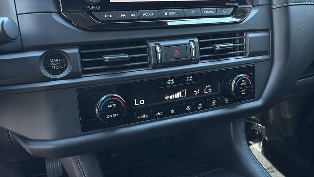 2025 Nissan Pathfinder S