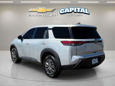 2025 Nissan Pathfinder S