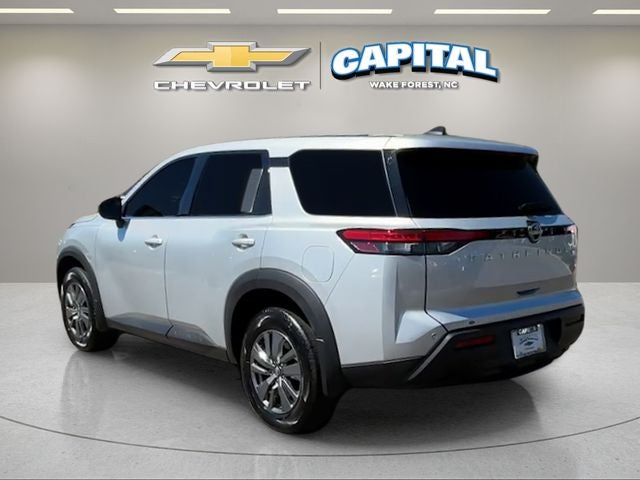 2025 Nissan Pathfinder S