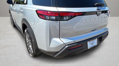 2025 Nissan Pathfinder S